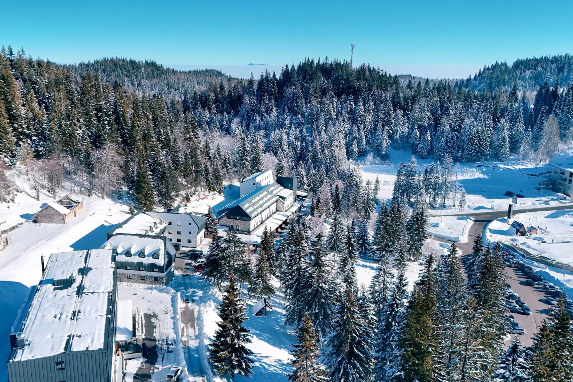 Hotel Rajska Dolina Яхорина Екстер'єр фото